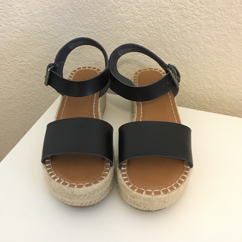 Universal Thread Espadrille Sandles
